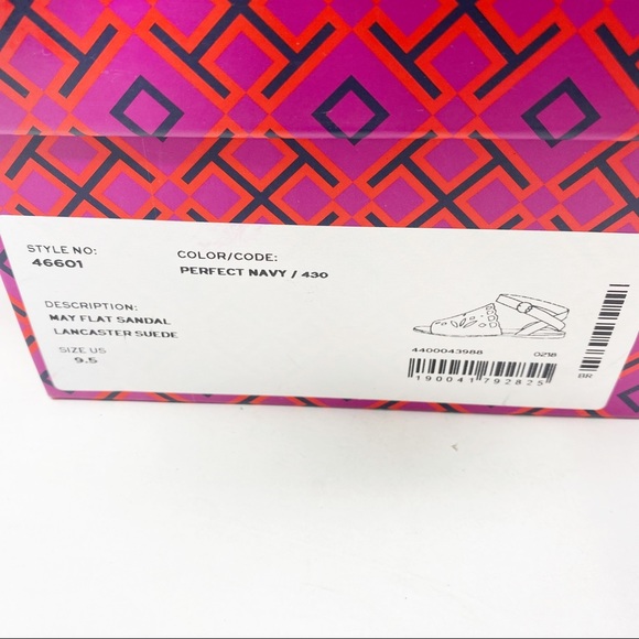 Tory Burch Perfect Navy Laser Cut MAY Flat Sandals - Picture 10 of 10